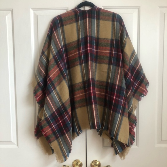 Plaid shawl wrap - Picture 3 of 3